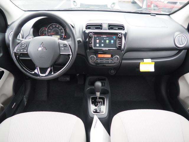 Mitsubishi Mirage G4 2017 photo 9